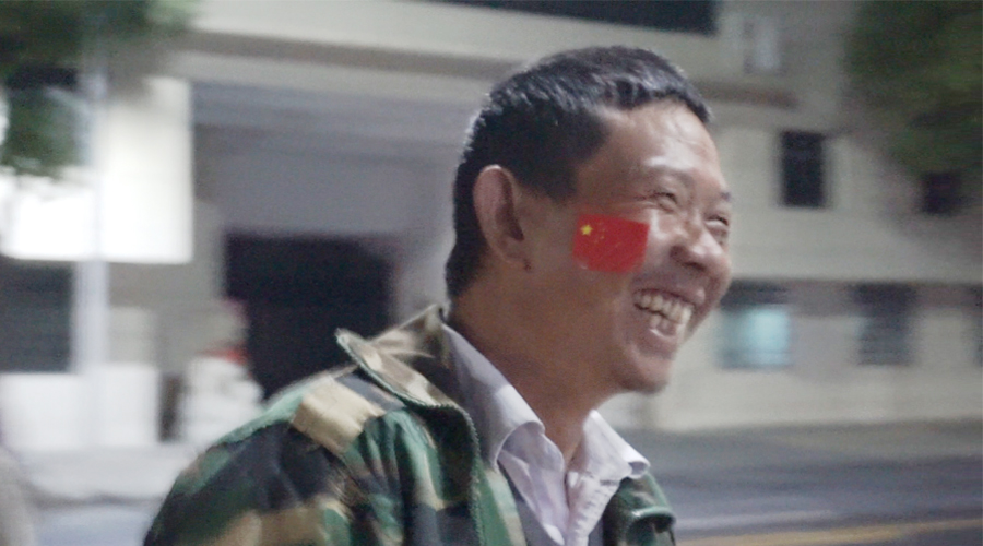 2016年國慶，冷風(fēng)有毒，但國旗暖心